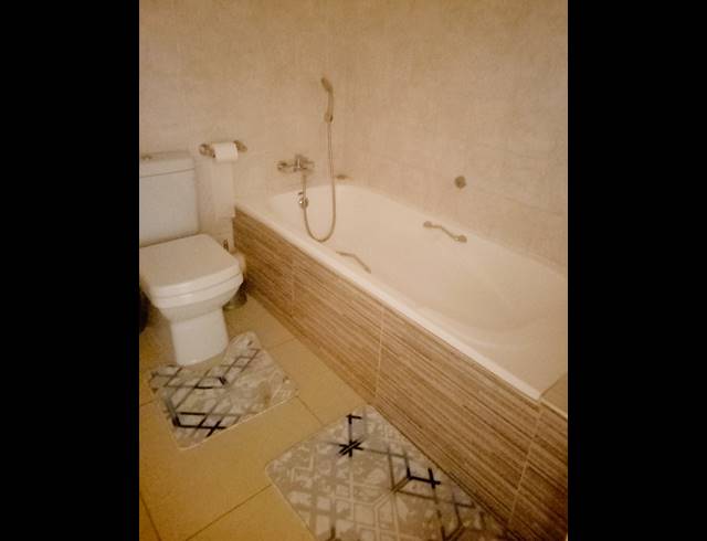 3 bed property for sale in ILLOVO BEACH